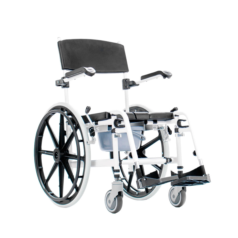 Cadeira de banho e higiene Evo em alumínio com rodas grandes, vista lateral — Mobility
